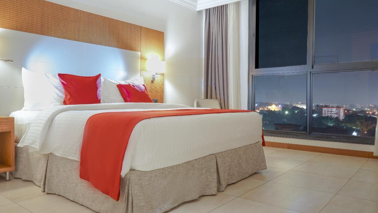 Star Land Hotel Bastos Yaounde Exterior photo